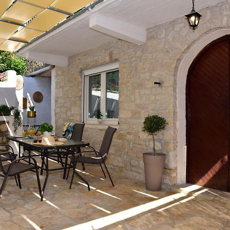 Karmela'S Cottage By Corfuescapes Agios Ioannis Peristeron  Exterior photo